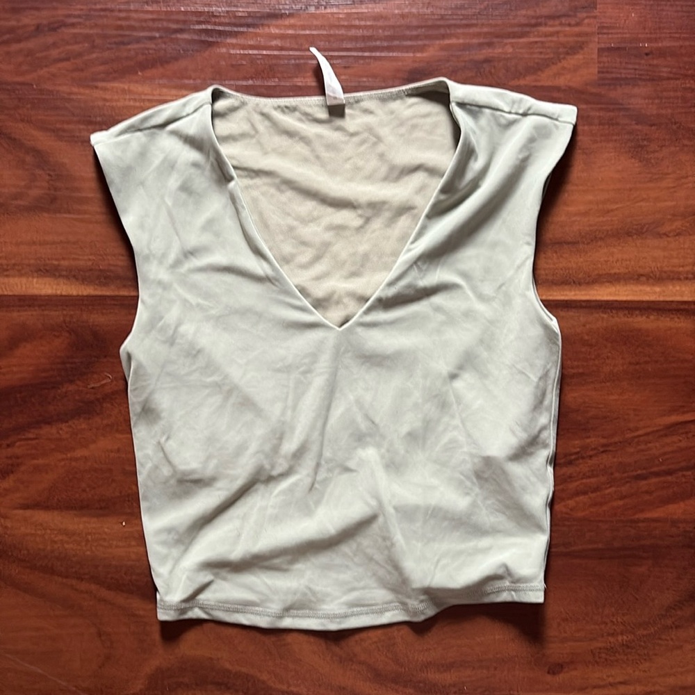 Athleta women’s teal workout top size S petite